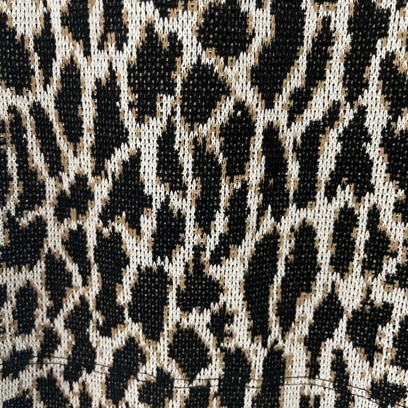 NWT Loft Cheetah Print Mock Turtleneck Top / XS / Great Condition—New - Picture 6 of 7